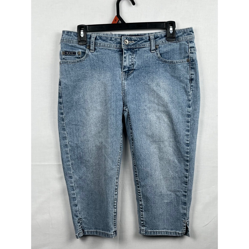 RVT Jeans Co Capri Pants Womens 4 Light Wash Stretch Denim Cropped Blue